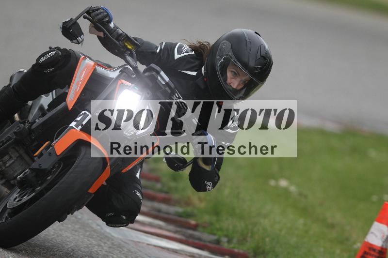 /Archiv-2025/10 23.04.2025 Cornu Master School ADR/gruen-vert/4